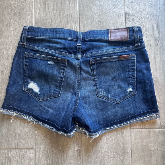 Joe's Jeans cuffed jean/denim shorts. Size 28 - Picture 2 of 2